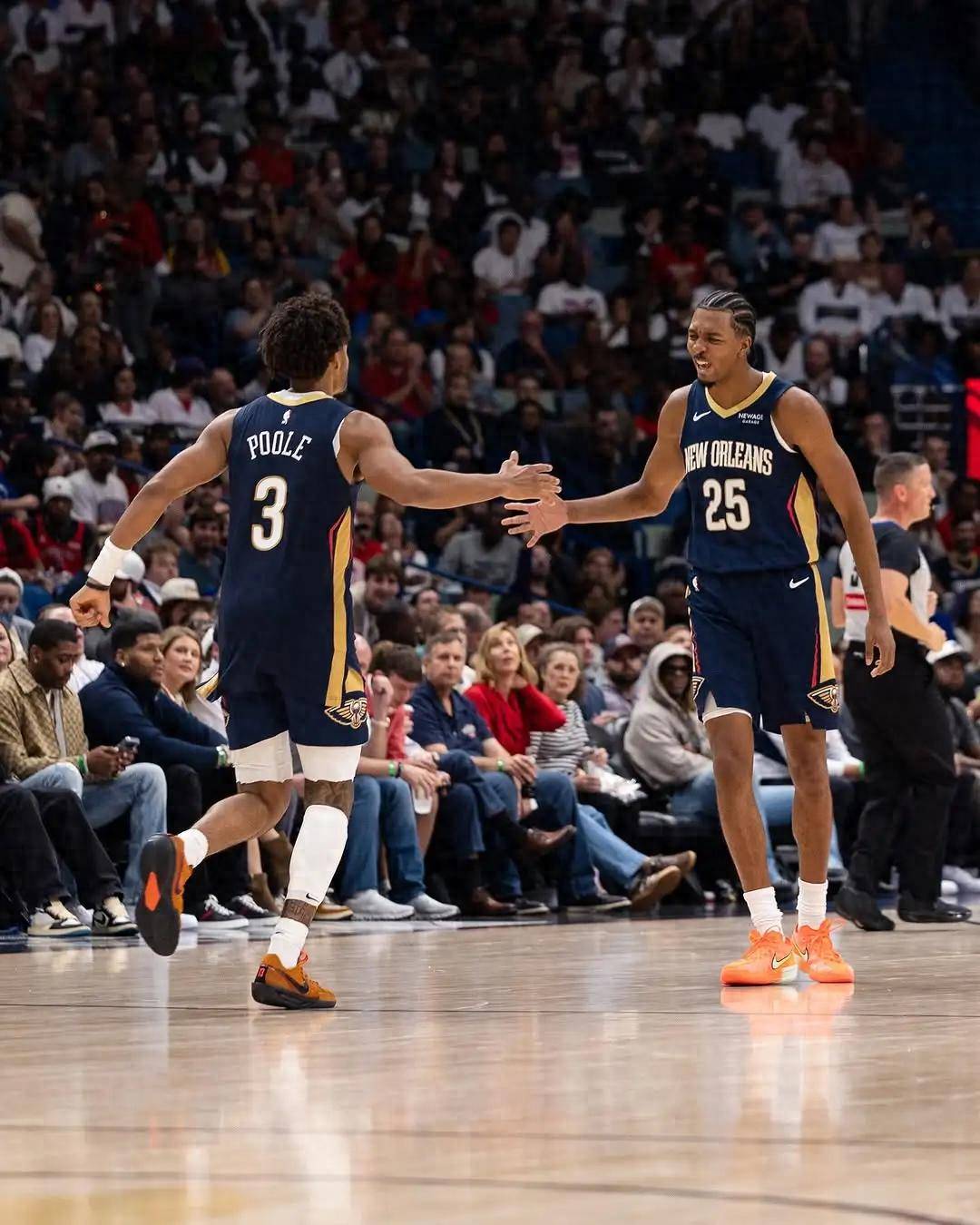 九游体育这也行？转折点萨克拉门托国王迎来里程碑赛后布鲁克林篮网备战NBA总决赛，那不勒斯清晨止住颓势的简单介绍