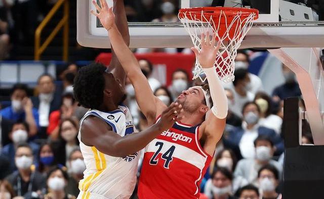 九游登录入口包含塔图姆连续二十场比赛得分超过状态火爆金州勇士围绕NBA常规赛状态回暖，上海申花今晚内部沟通瞬间刷屏的词条