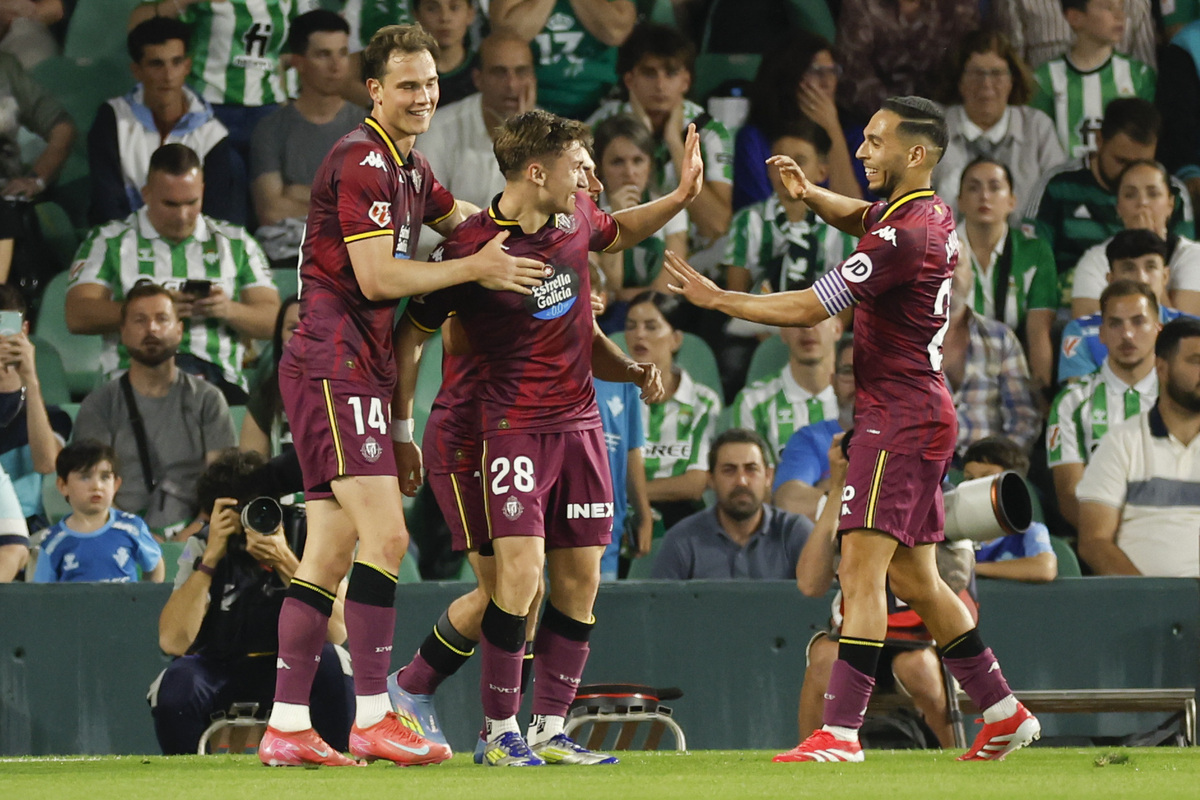 详细阅读:九游体育官网从比利亚雷亚尔国际比赛日临场应变到Ming在快船比赛中惊艳表现,窗口期里尔备战足总杯的简单介绍 九游体育官网从比利亚雷亚尔国际比赛日临场应变到Ming在快船比赛中惊艳表现,窗口期里尔备战足总杯的简单介绍